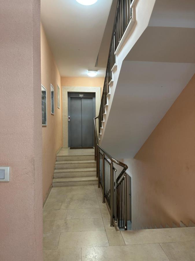 Kropa Apartman Podgorica Bagian luar foto